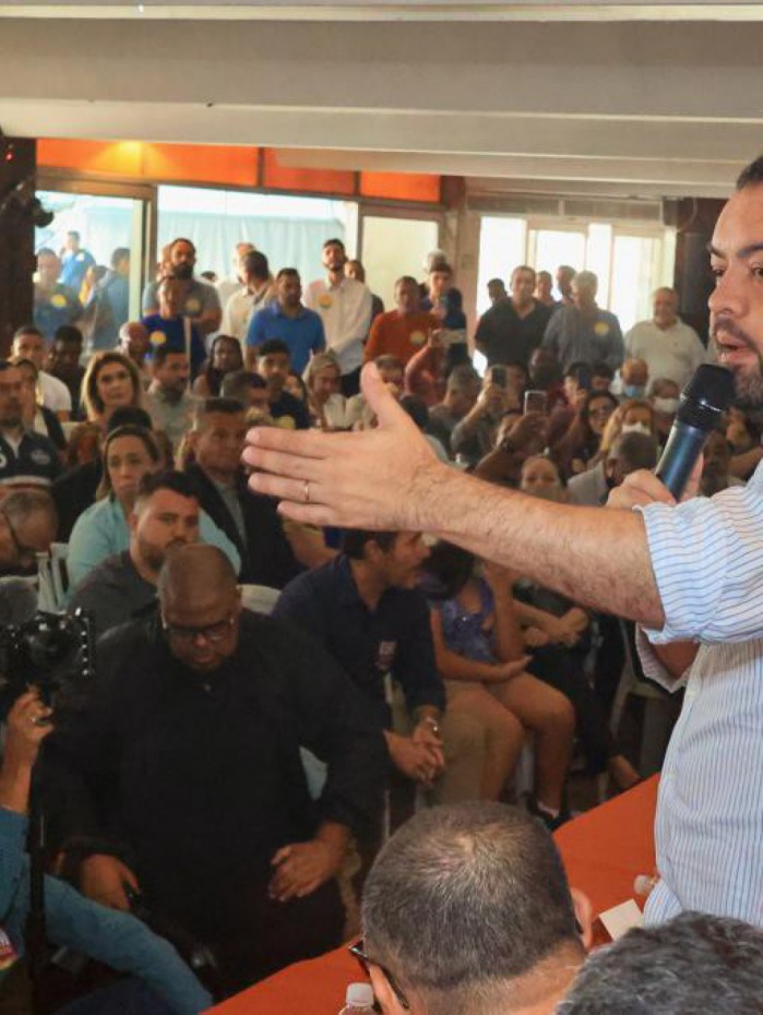 Cl&aacute;udio Castro se re&uacute;ne com moradores da Tijuca e apresenta investimentos&nbsp;em Seguran&ccedil;a
