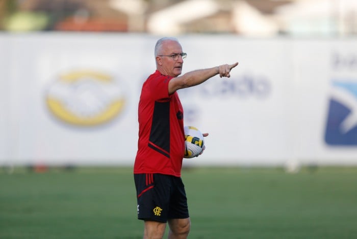 Dorival Junior tem mais um jogo decisivo pelo Flamengo
