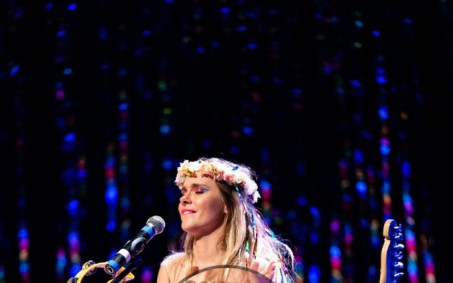 Espetáculo com Carolina Dieckmann estreia fim de semana em Nova Iguaçu