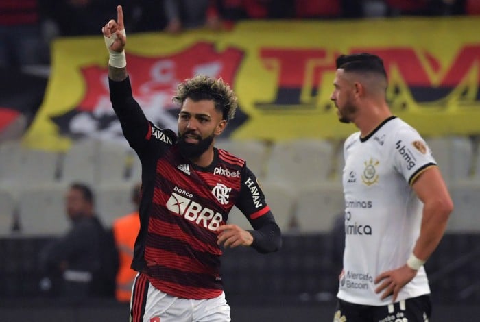 Gabigol comemora gol do Flamengo pela Libertadores