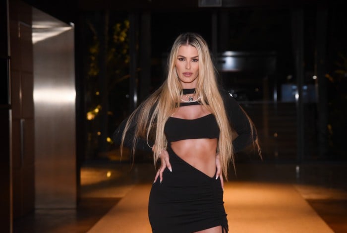 Yasmin Brunet se revolta com perfis de fofoca do Instagram