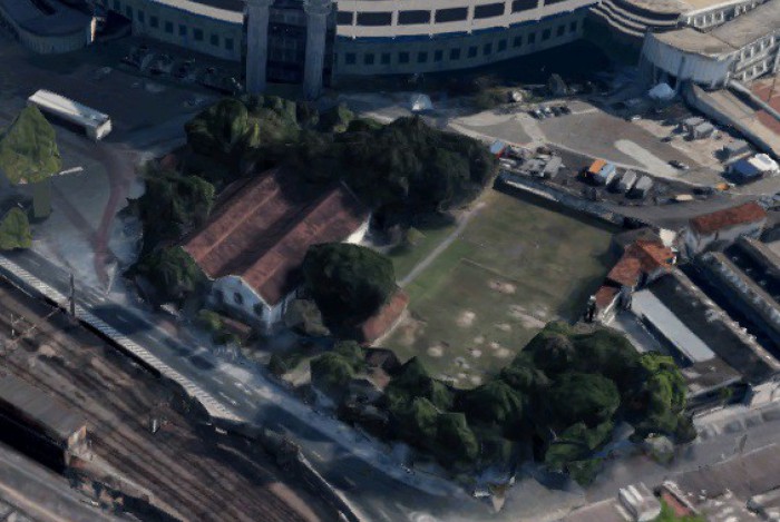 terreno onde fica o Museu do Trem é ao lado do estádio Nilton Santos, o Engenhão