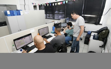 Iguaçuanos poderão solicitar serviços de iluminação pelo WhatsApp