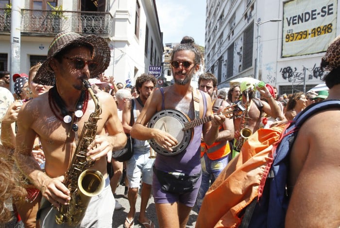 Blocos de rua já podem se cadastrar para desfilar no carnaval do ano que vem