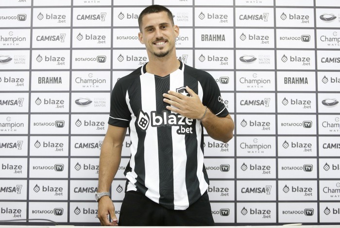 Gabriel Pires é torcedor do Botafogo desde criança
