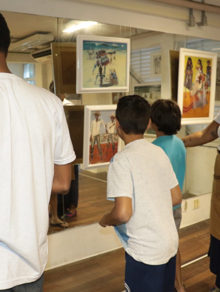 Projeto Portinari chega &agrave; Biblioteca Parque da Rocinha