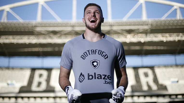 POR ISSO LUCAS PERRI DO BOTAFOGO É O MELHOR GOLEIRO DO BRASIL! 