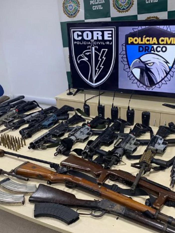 PAIOL DE ARMAS DO TANDERA APREENDIDO PELA POL&Iacute;CIA CIVIL