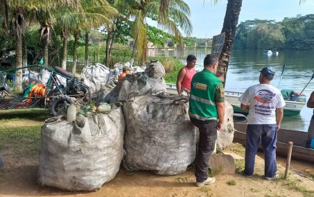 Mutirão de limpeza nas Lagoas do Guandu retirou duas toneladas de lixo