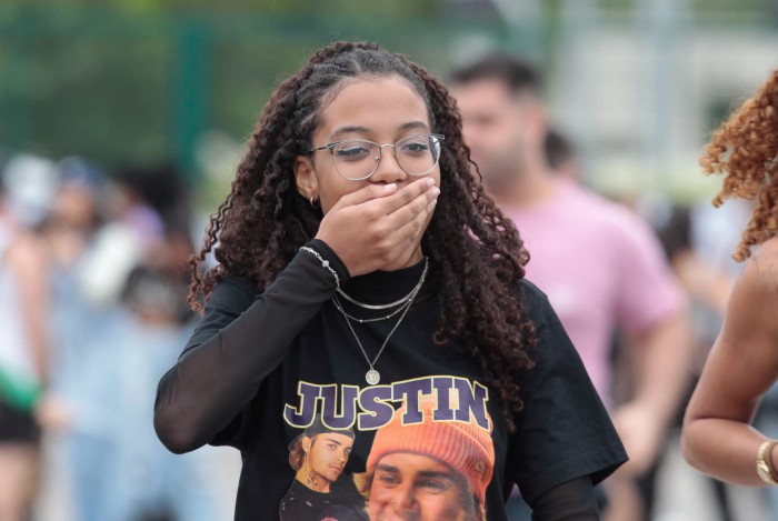 Emoção tomou conta dos fãs que aguardam show de Justin Bieber 