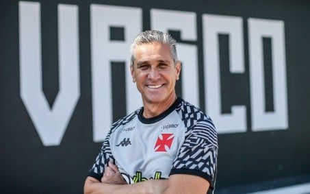 Vasco anuncia a contratação do técnico Jorginho