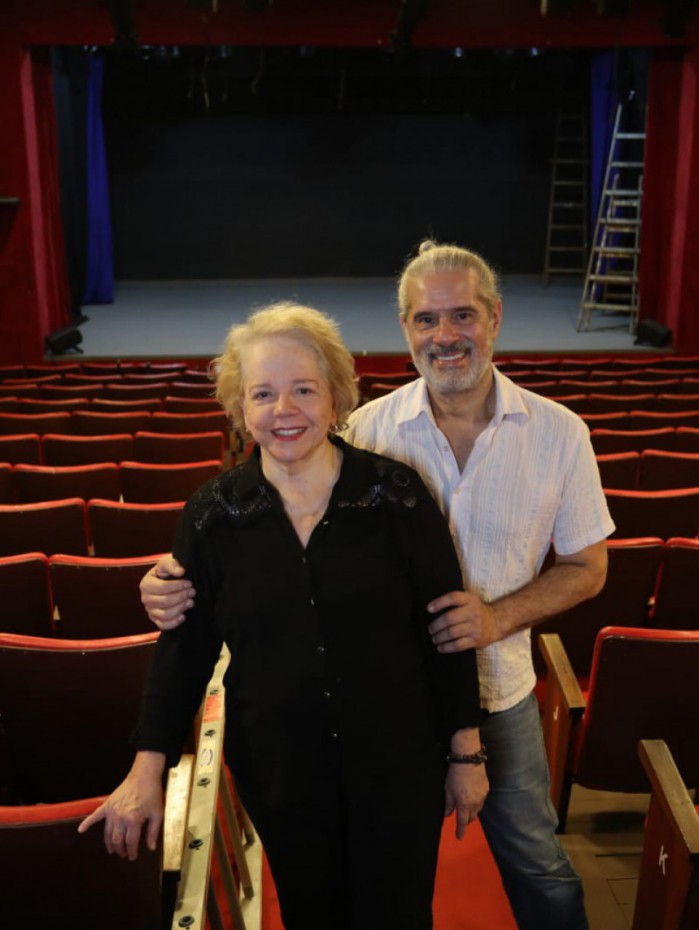 Brigitte Blair e Nilson Raman formam parceria e reabrem teatro