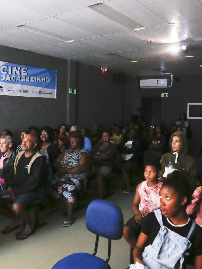 Na inauguração ontem, plateia curtiu um longa-metragem nacional
