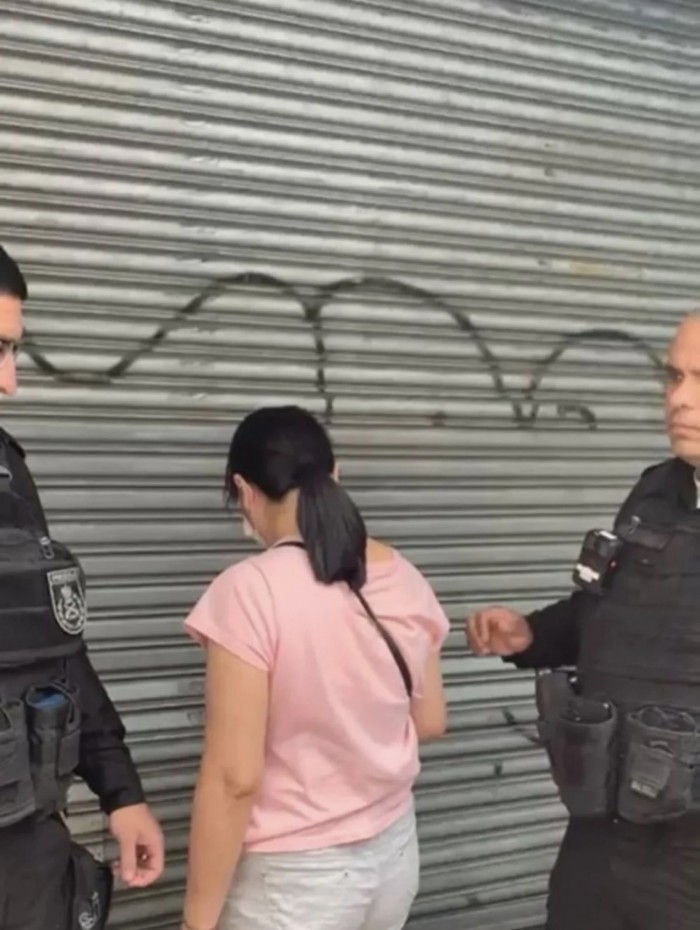 Dona do estabelecimento foi encaminhada por policiais militares para a 12ª DP (Copacabana) 