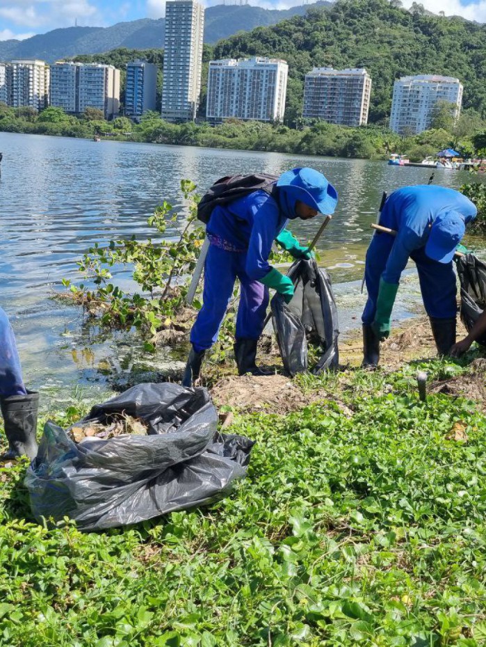 Ações lideradas pelo biólogo Mario Moscatelli, apoiadas pela Águas do Rio, transformam o cenário local, com águas transparentes e biodiversidade