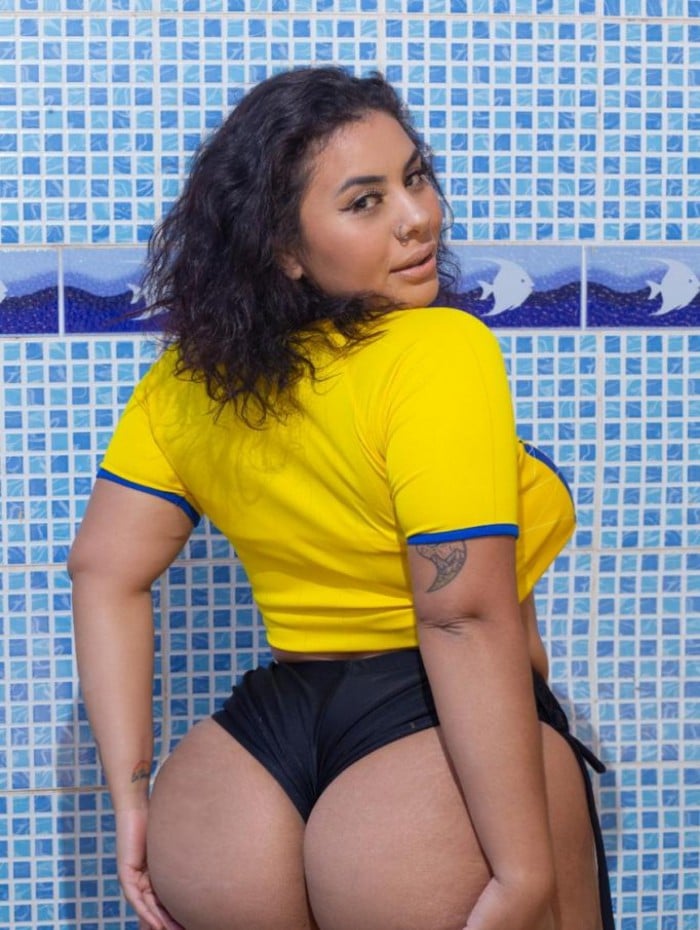 Musa do Equador, Nicole Bonilla aposta no bumbum de 120cm para ser a Musa da Copa 2022