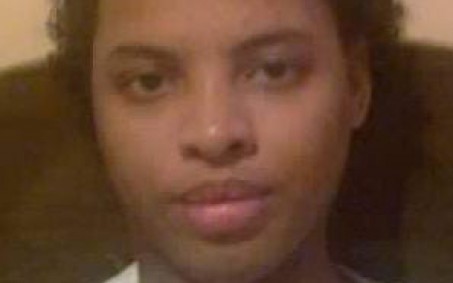 Família busca jovem desaparecido ao sair de comunidade na Zona Sul 