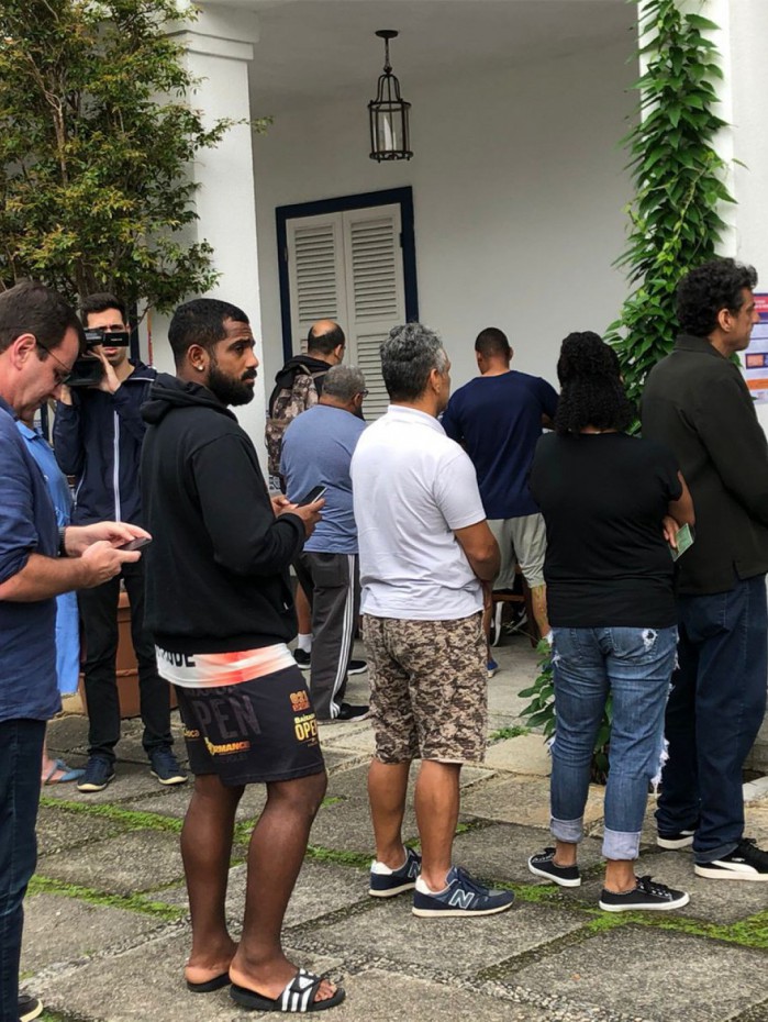 Eduardo Paes votou no Gávea Golf Club, na Zona Sul do Rio