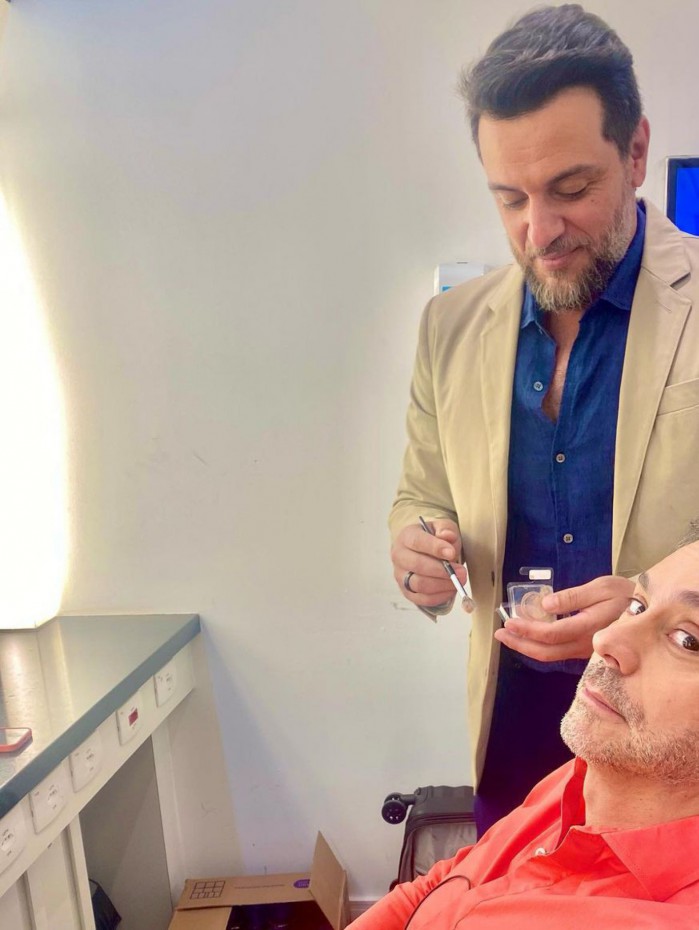 Rodrigo Lombardi maquia Alexandre Nero