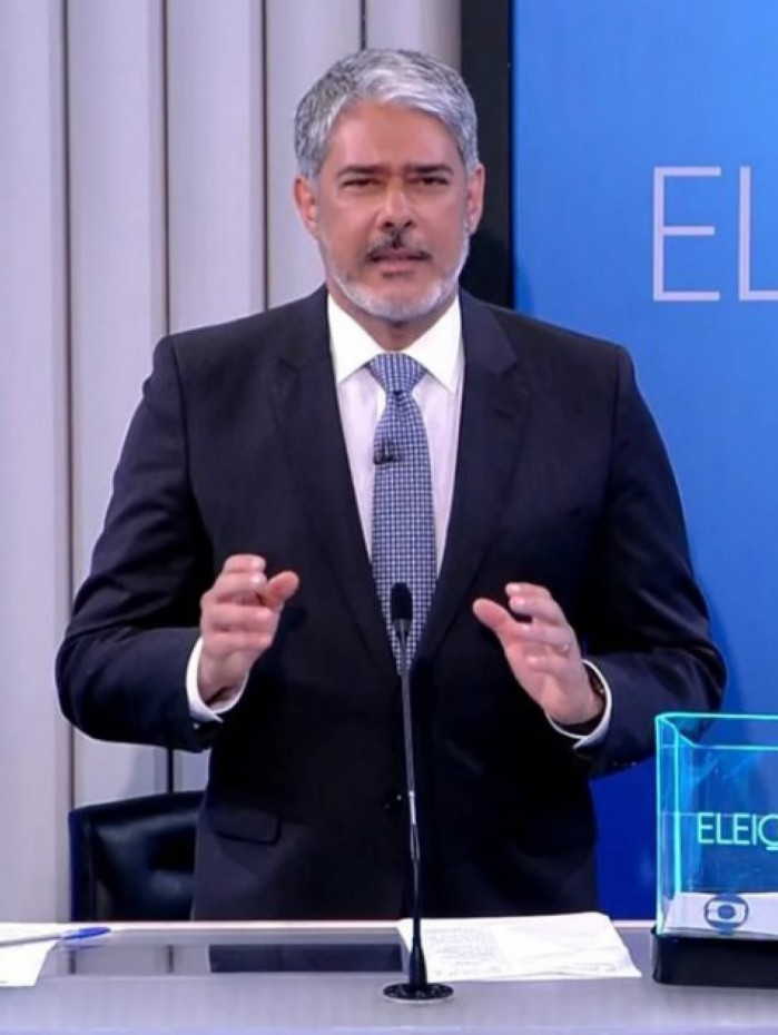 Willian Bonner apresenta debate na TV Globo - TV GLOBO / REPRODUÇÃO