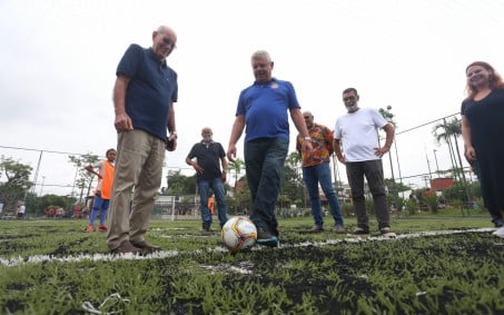 Reformada pela Prefeitura, praça de Maria Paula é entregue ao povo 