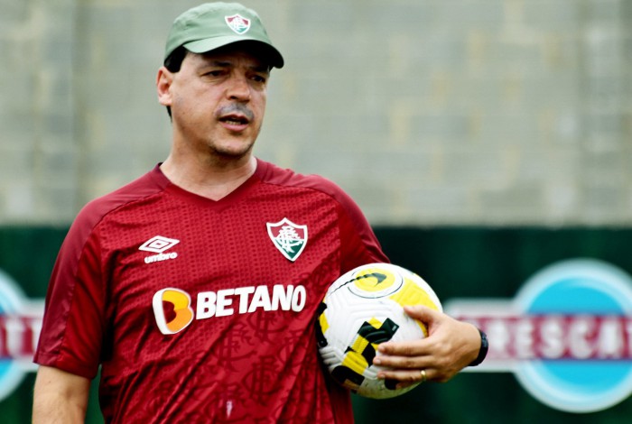 Fernando Diniz tem ajustes a fazer para melhorar a defesa do Fluminense