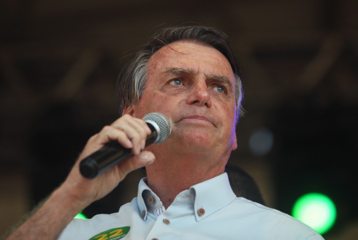Bolsonaro disse que atestar a segurança dos equipamentos não é competência do Ministério da Defesa