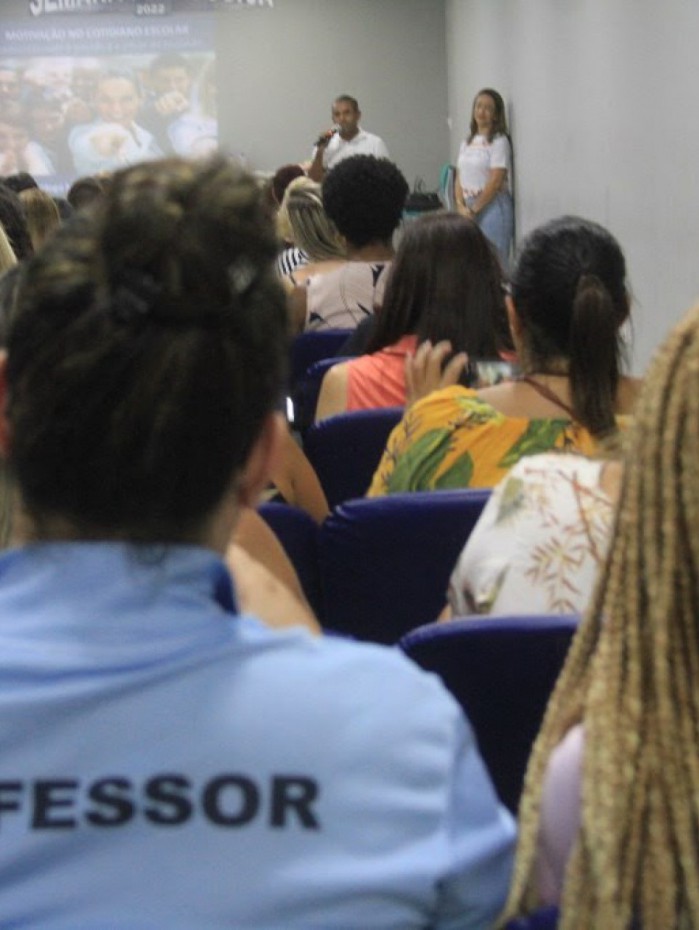 O evento traz palestras de psicólogos e professores que tratam de motivação.