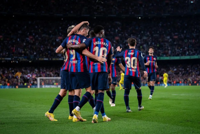 Lewandowski e Ansu Fati marcaram na vitória do Barcelona contra o Villarreal
