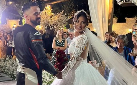 Amigos criam vaquinha online para ajudar recém-casados que foram roubados na saída de cerimônia em Caxias