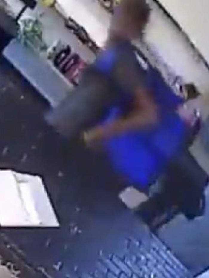 Moradores da comunidade afirmar que Lorenzo trabalhava como entregador de lanche