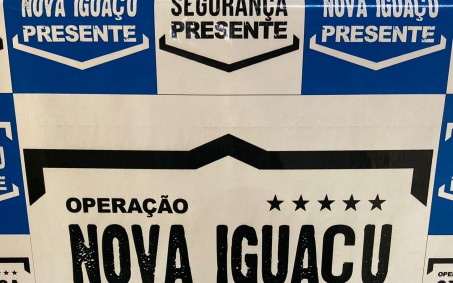 Agentes do Nova Iguaçu Presente predem suspeitos de furtarem celular