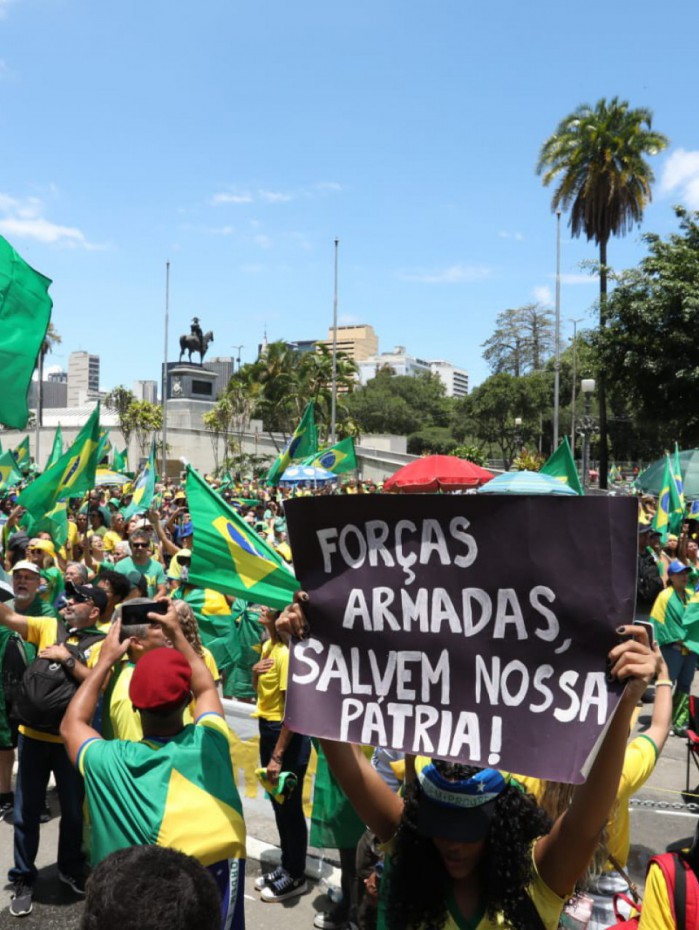 Na categoria 'O que &eacute;?', os termos mais buscados foram: 'O que &eacute; interven&ccedil;&atilde;o federal?'; 'O que &eacute; urdu?'; 'O que &eacute; Hamas?'; 'O que &eacute; Threads?' e 'O que &eacute; anistia?'