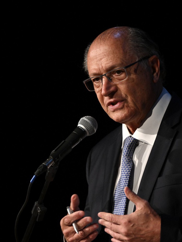  Vice-presidente e ministro do Desenvolvimento, Ind&uacute;stria, Com&eacute;rcio e Servi&ccedil;os, Geraldo Alckmin