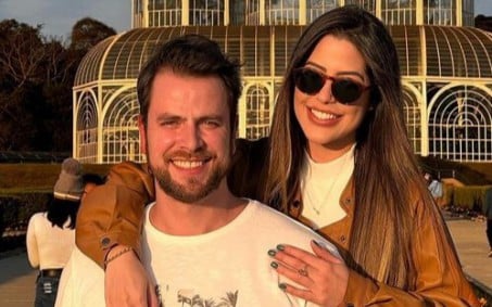 Laís Caldas faz aniversário e ganha declaração de Gustavo Marsengo: 'Amor da minha vida'