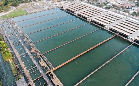 Cedae adia serviço de manutenção em Estação de Tratamento de Nova Iguaçu