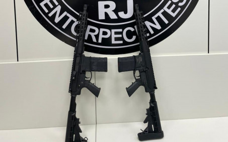 PF prende quatro pessoas e apreende dois fuzis na Rodoviária de Campo Grande