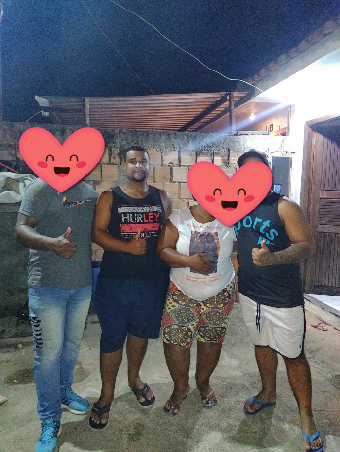 Douglas foi atingido por um tiro no peito enquanto trabalhava