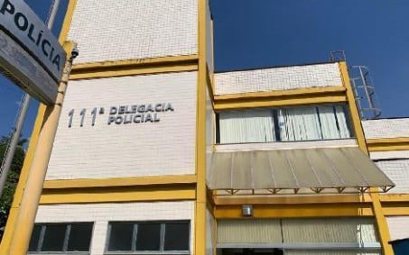 Polícia prende mãe e filho por tráfico de drogas