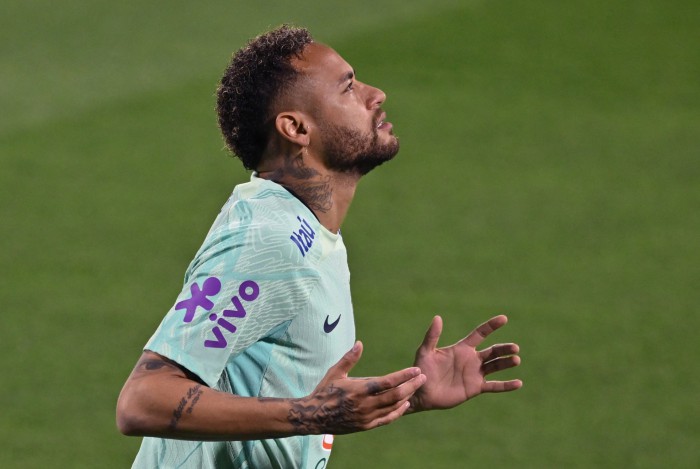 Neymar está confiante de que ainda jogará 
