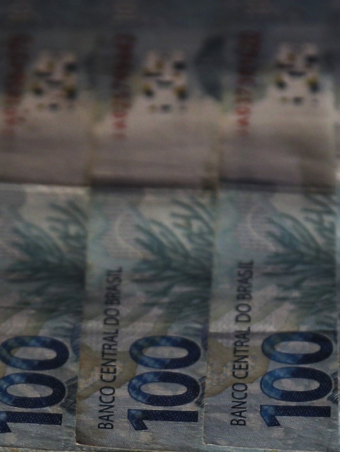 Brasil tem d&iacute;vida de R$ 5 bi com &oacute;rg&atilde;os internacionais, diz transi&ccedil;&atilde;o