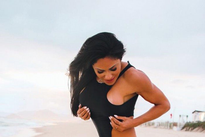 Thalita Souza - Instagram: @thalita.dfiel_