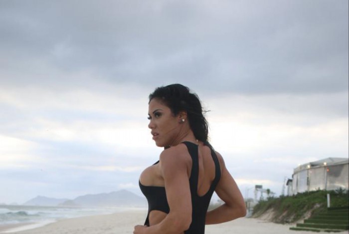 Thalita Souza - Instagram: @thalita.dfiel_