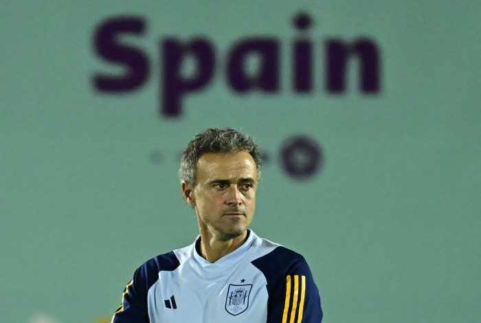 Luis Enrique deve permanecer no comando da Espanha para o ciclo da Copa do Mundo de 2026