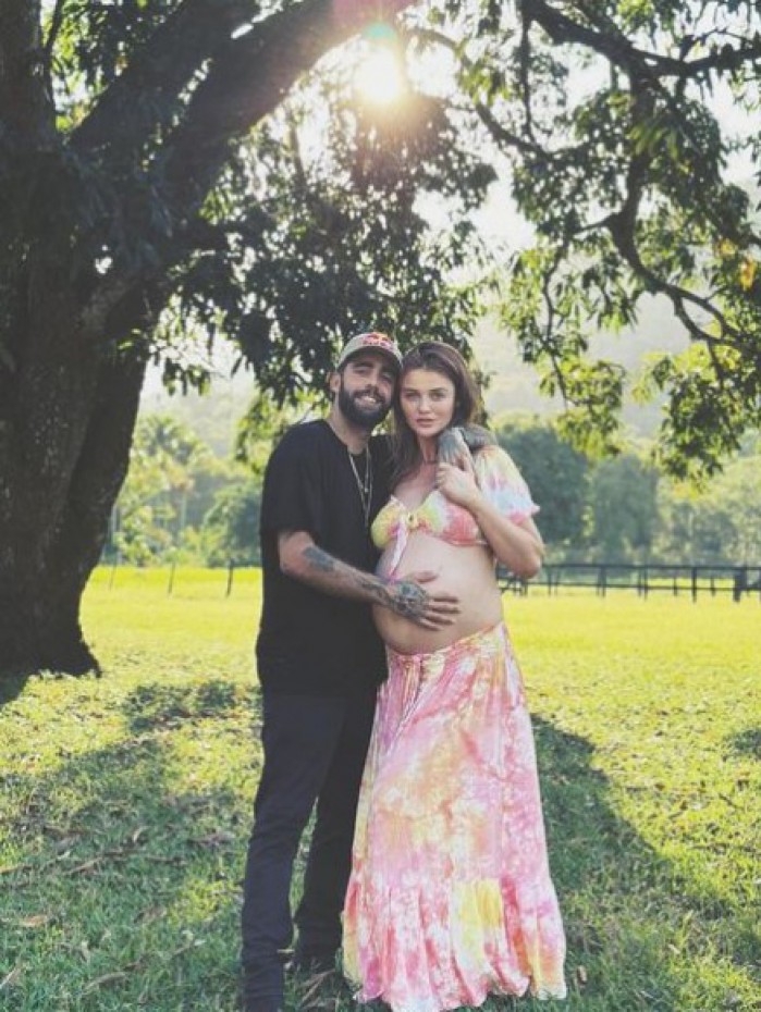 Cíntia Dicker e Pedro Scooby