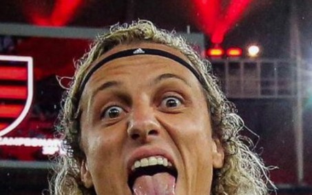 David Luiz bate meta e tem contrato renovado com o Flamengo
