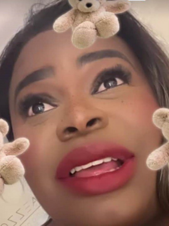 Jojo Todynho aparece emocionada em vídeo