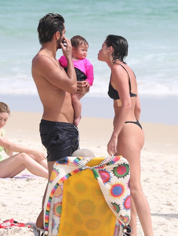 Agatha Moreira e Rodrigo Simas 