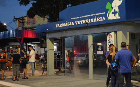 Farmácia veterinária amplia horário de funcionamento