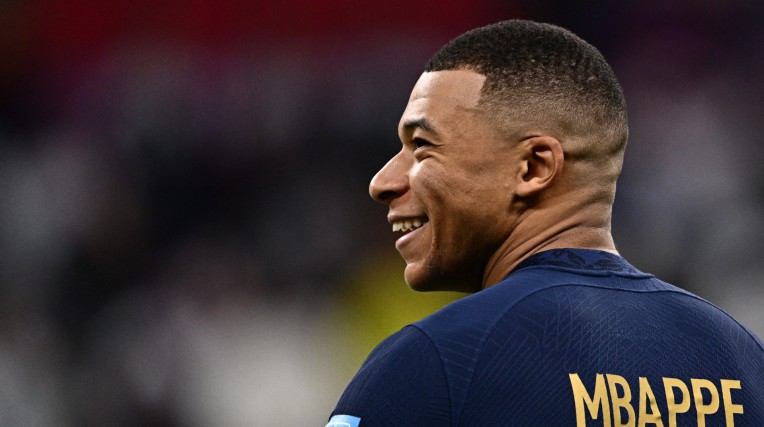 Mbappé dá declaração dura sobre futebol sul-americano e analisa Copa do  Mundo - Lance!